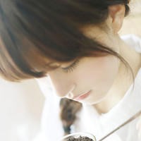 Ů��ͷ�� ��ʹ�޷��������´��� ҲҪ�ںڰ�������