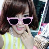 Ů��ͷ�� ��ʹ�޷��������´��� ҲҪ�ںڰ�������