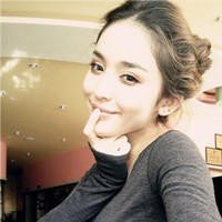 Ů��ͷ�� ��ʹ�޷��������´��� ҲҪ�ںڰ�������