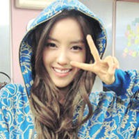 Ů��ͷ�� ��ʹ�޷��������´��� ҲҪ�ںڰ�������