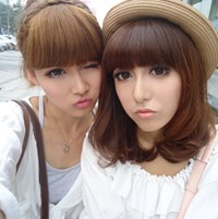 ����������Ů��ͷ�� Ϊ�����һ����Զ��