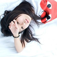 ����������Ů��ͷ�� Ϊ�����һ����Զ��