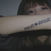 �Ҹ�Ψ���ĸ���Ů��ͷ�� ��ĩ�ϼ�ͷ��