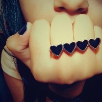 ����У԰��Ϣ ʱ�д��ĳ���Ů��ͷ��