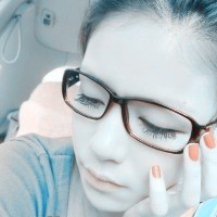 ����У԰��Ϣ ʱ�д��ĳ���Ů��ͷ��