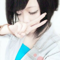 ����У԰��Ϣ ʱ�д��ĳ���Ů��ͷ��