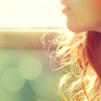 ����У԰��Ϣ ʱ�д��ĳ���Ů��ͷ��