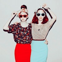 �򵥰���ɫ����ͷ�� �ںϲ��ֵ��Ÿ���ͷ��