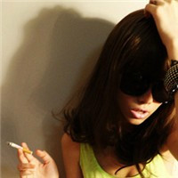 �ϼ�ͷ�� �����������Ĳ���ǵ�Ů��