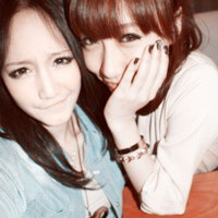 �е�С�Ըеİ���ɫŮ������ͷ��