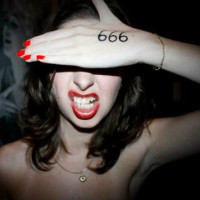 ��ϲ���� ֻ���������˵�ŷ��ǰ������ͷ��