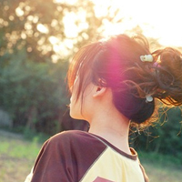 ��Щ��ɬ�Ļ��� ��ɫΨ���⾳Ůͷ