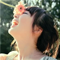 ��Щ��ɬ�Ļ��� ��ɫΨ���⾳Ůͷ