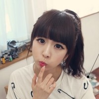 92������ɰ������Ů��ͷ��