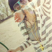 ��С�� �����Ⱥϼ�������Ψ��ɫ��ͷ��