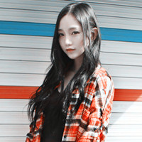 ��������ĸ��ַ��Ů��ͷ�� ����һ���۸�