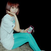 ��������ĸ��ַ��Ů��ͷ�� ����һ���۸�