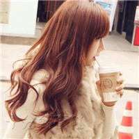 �ڰ����ɫ���ں� ��������Ů��ͷ��