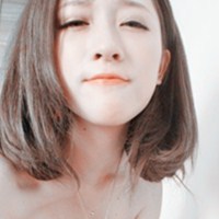 �ڰ����ɫ���ں� ��������Ů��ͷ��