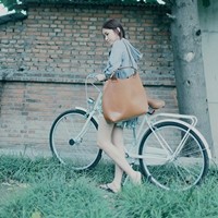 ľ���������Ļ��Ů��ͷ���һ��