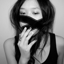 �е�С�Ըеĺڰ�QQͷ�� ����ϲ������feel��