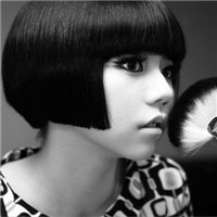 �е�С�Ըеĺڰ�QQͷ�� ����ϲ������feel��