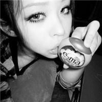 �е�С�Ըеĺڰ�QQͷ�� ����ϲ������feel��