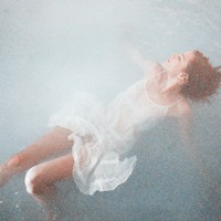 ����Ů�����ͷ�� ����Ҫ���׵��˽���