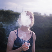 ŷ������Ůͷ�� ͦ�����ĸ�������ͷ��