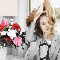 ŷ������Ůͷ�� ͦ�����ĸ�������ͷ��