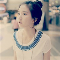 �򵥿ɰ� ����������ֵ�Ů��ͷ��