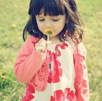 �򵥿ɰ� ����������ֵ�Ů��ͷ��