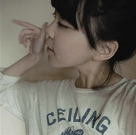 �򵥿ɰ� ����������ֵ�Ů��ͷ��