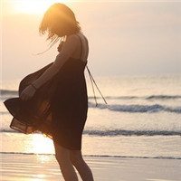 ������Ů�������Լ��Ĺµ����� Ψ���⾳ͷ��