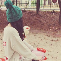 ������Ů�������Լ��Ĺµ����� Ψ���⾳ͷ��