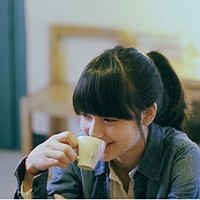 ��Ц�йص�����ͷ�� ΢Ц�ŵ�����Ů��ͷ��