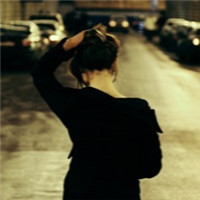 ˫�˺���Ů���ϼ�ͷ�� �⾳��Ψ�������