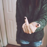 ˫�˺���Ů���ϼ�ͷ�� �⾳��Ψ�������