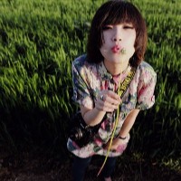 ����ˮ��Ϊ�����Ψ���⾳Ů��ͷ��