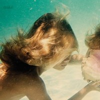 ����ˮ��Ϊ�����Ψ���⾳Ů��ͷ��