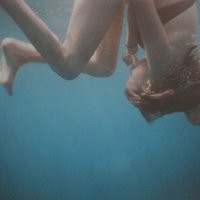 ����ˮ��Ϊ�����Ψ���⾳Ů��ͷ��