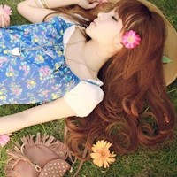 ������ռ����Ӿ� �뻨�йص�Ψ��ͷ��