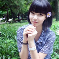 ������ռ����Ӿ� �뻨�йص�Ψ��ͷ��