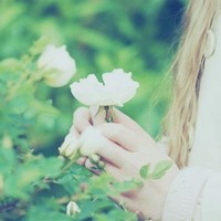 ������ռ����Ӿ� �뻨�йص�Ψ��ͷ��