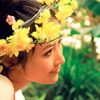 ������ռ����Ӿ� �뻨�йص�Ψ��ͷ��