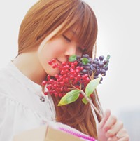 ������ռ����Ӿ� �뻨�йص�Ψ��ͷ��