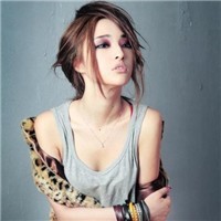 �����ഺ��Сʱ�� Ψ��ʱ��Ů��ͷ��