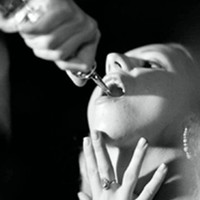 ���ڲʻ�Ůͷ����Ӳ�֪���ҿ�����Ļ�ɫͷ���ж�ʹ