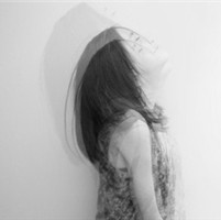 ���ڲʻ�Ůͷ����Ӳ�֪���ҿ�����Ļ�ɫͷ���ж�ʹ