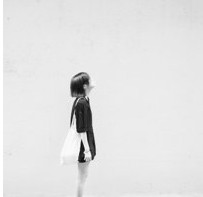 �е�СС���ȵ�Ů��ͷ�� ��λ������Ʒ�ϼ�